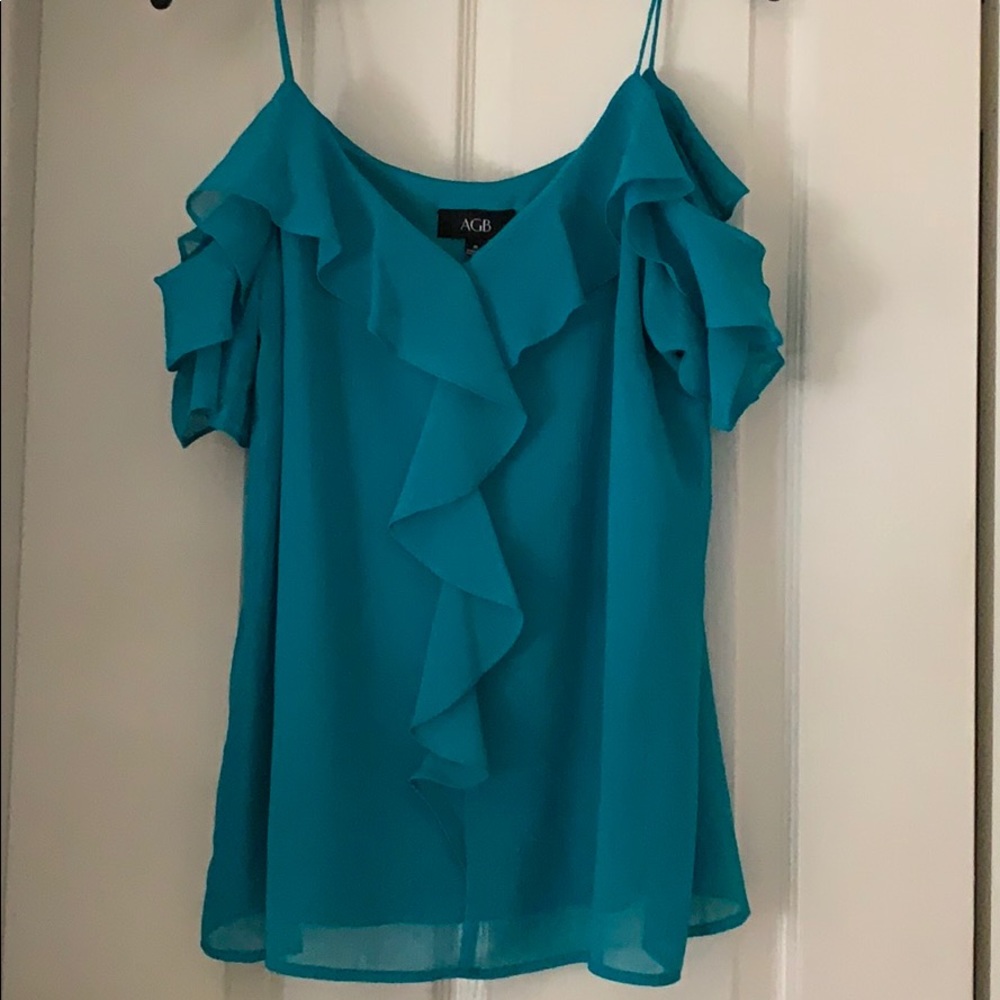 Brand new teal top